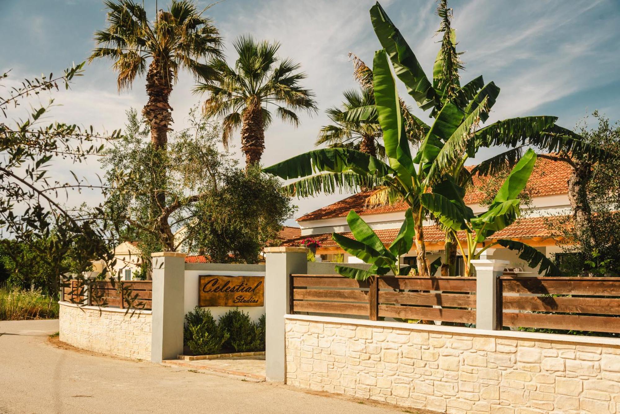 Celestial Studios Kavos Bagian luar foto
